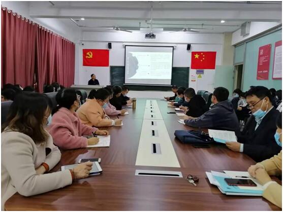 1635476029159769.jpg 我院召开《数字经济与管科专业建设》专题学术讲座.jpg
